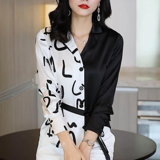 MQQ-AB437526DCX缎面黑白色上衣西装领系带收腰显瘦不规则设计感衬衫 商品图1
