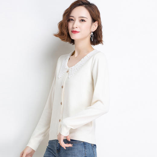 上海旗袍厂PY-92021 秋季新款镂空翻领复古宽松女上衣甜美减龄长袖百搭针织衫 商品图4