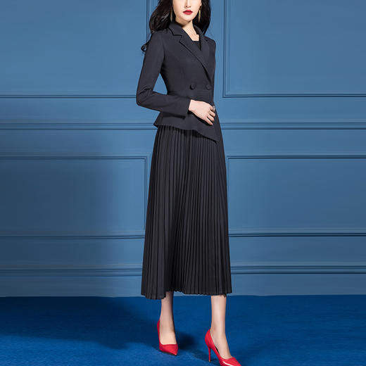 SSGS-S667秋装收腰显瘦高端大气黑色百褶裙摆拼接外套 商品图1