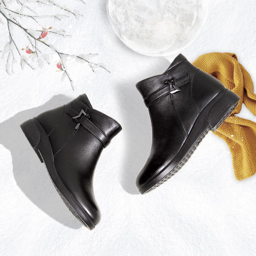 信诺真皮冬季妈妈棉鞋女短靴加绒保暖中老年靴子舒适中年软底皮鞋 商品图2