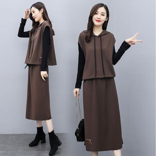 MQQ-8009休闲时尚春秋长袖减龄显瘦背带裙套装 商品图0