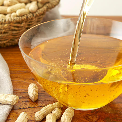 中粮初萃 压榨一级浓香花生油1.8L 中粮食用油 商品图4