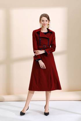 双排扣芽条装饰风衣（附腰带）