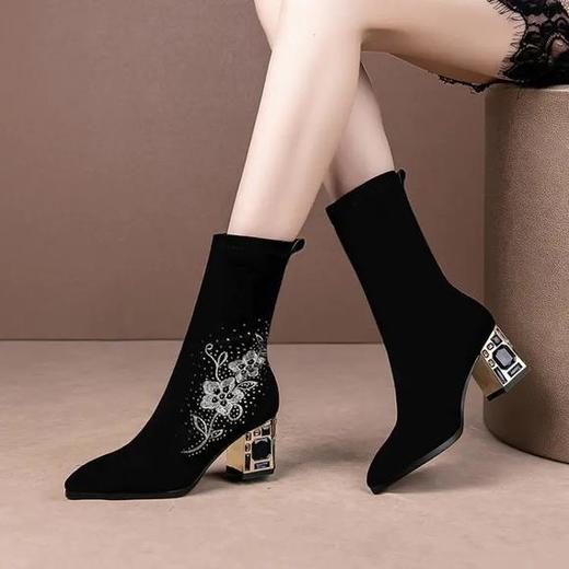 YT769时尚水钻粗跟高跟刺绣尖头弹力靴 商品图2