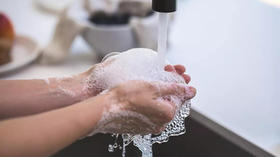  90%女生在瞎洗脸，不卸妆也能洗干净！ 