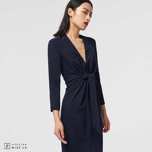 【杰克斯幻想】AtelierMissLu设计师可调领口藏蓝垫肩褶皱连衣裙/0000420C 商品图0