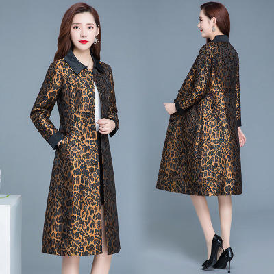 WE-WZ09豹纹风衣外套秋装2020年新款女洋气宽松翻领排扣中长款休闲上衣 商品图0