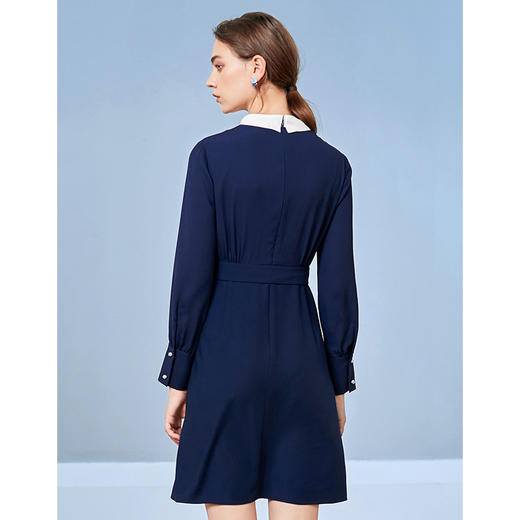 EITIE爱特爱秋季新款复古飘带气质通勤收腰显瘦A字连衣裙女裙C2007592 商品图4