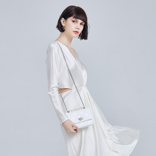 【新加坡时尚品牌】miohvel kcps女包 时尚百搭 多色多款 单肩包 斜