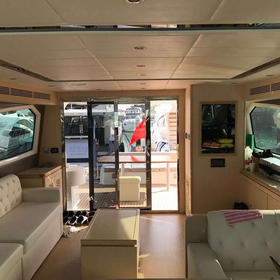 深圳湾豪华游艇