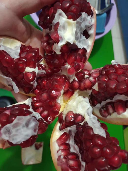 突尼斯软籽石榴礼盒 【净重7.5斤/箱 约8-9颗】（产地直采）软籽石榴籽粒大，色泽鲜，甜而无渣滓 商品图2