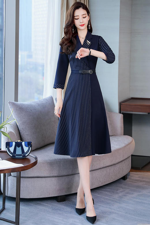 WZNH-ZYQL72时尚潮流舒适简约条纹中长款长袖连衣裙 商品图5