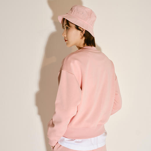 卡尔美春秋季女子新款字母套头圆领卫衣 商品图4