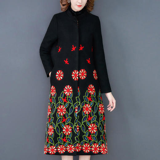 AHM-ess1573新款复古气质宽松大码刺绣毛呢外套 商品图0