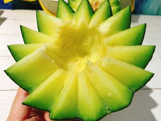 日本玫珑瓜【净重13.5斤/箱 约4-5颗】 （产地直发）名副其实的冰淇淋瓜，全是浓浓的瓜香和果汁 商品图0