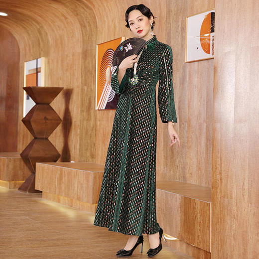 DLQ-A2644新款轻奢名媛气质亮片丝绒礼服 商品图0