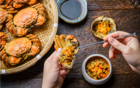  中秋佳节，怎能少的了大闸蟹 