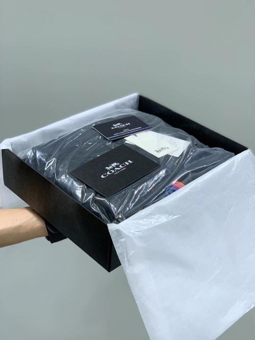 点此购买 蔻驰男女马车连帽卫衣 十一160718 商品图13