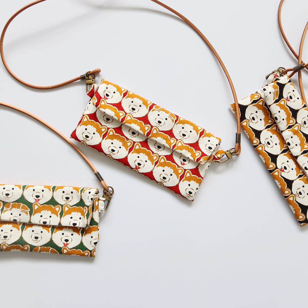 HUJI祤集Comfy斜挎包插画秋田akita