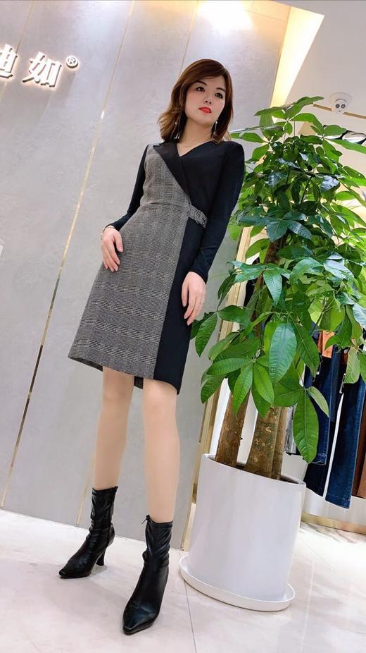 长袖连衣裙39697 商品图1