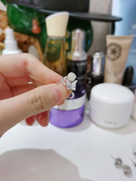 925银镶玉戒指纯银和田玉指环证书 创意款手饰蝴蝶白玉半圆活口女戒【成都仓发】 商品图2