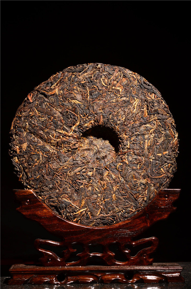 2002年千家寨千年茶树王老生茶 干茶香浓郁 干仓存放!