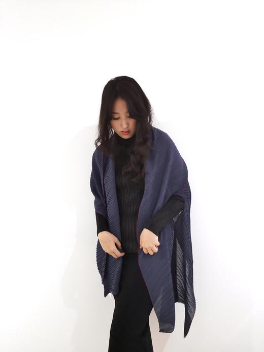 绝代佳人×王小慧  艺术生活时尚褶皱百变披肩 商品图4