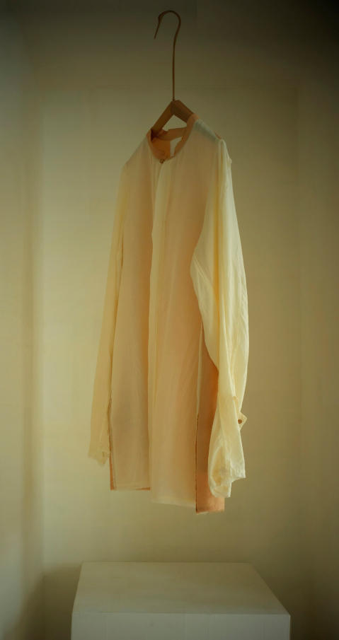 Phaedo 米白拼日光黄一粒扣上衣 商品图0