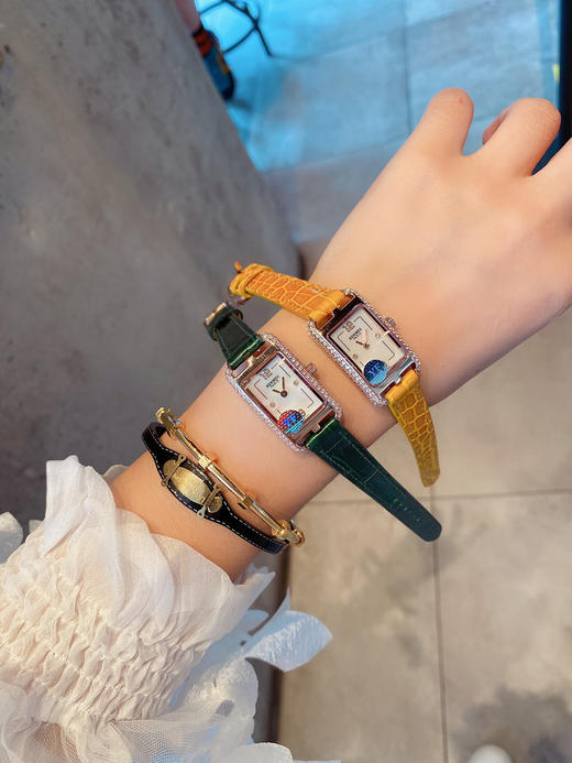 爱马仕Nantucket系列从不循规蹈矩，展现不竭创意，全新TresPetitModeIe腕表进一步凸显了设计的精美轮廓 商品图8