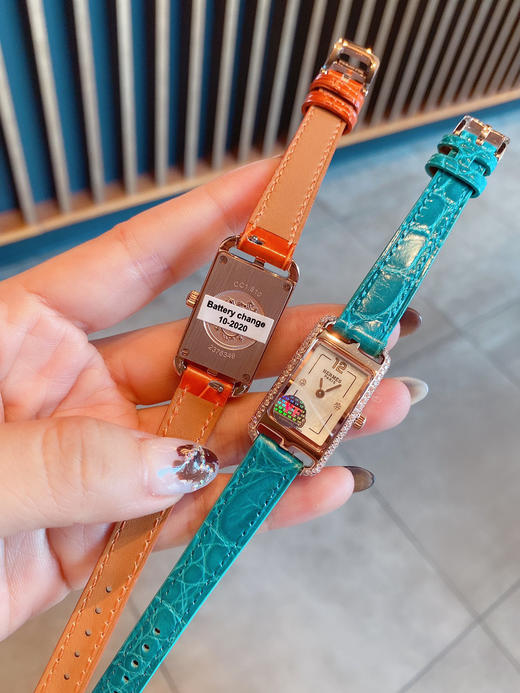 爱马仕Nantucket系列从不循规蹈矩，展现不竭创意，全新TresPetitModeIe腕表进一步凸显了设计的精美轮廓 商品图4