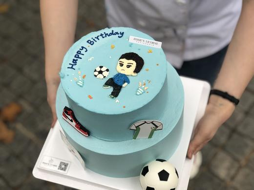 足球手绘奶油戚风蛋糕 商品图1