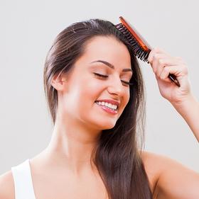 这样梳头最护发，梳头的正确打开方式~