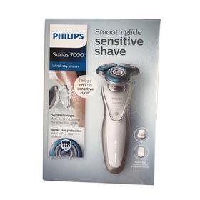 飞利浦电动剃须刀S7530