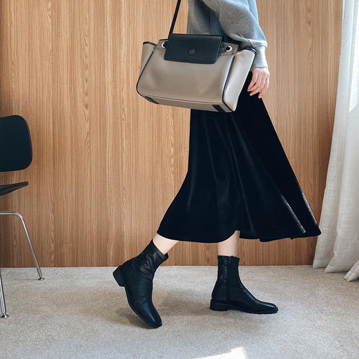 【气质瞬间UP】黑色金丝绒A字半身裙 轻熟气质 百搭中长款 高腰裙 商品图4
