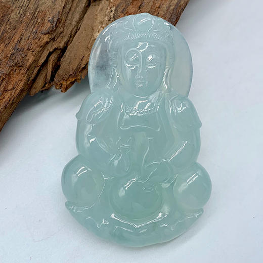 派瑞翡翠 翡翠观音 冰糯种 淡绿色 商品图3