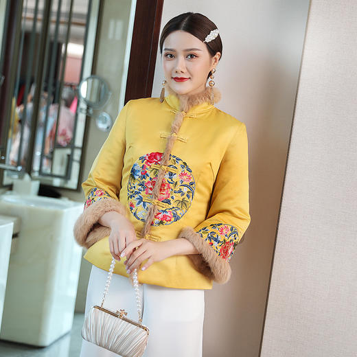 OG-99064复古中国风青花瓷盘花刺绣中老年棉衣女妈妈冬装兔毛棉祅 商品图1