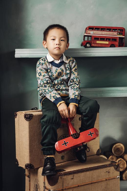 男童V领提花毛衫 商品图6