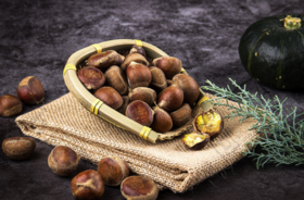 人人都曾举过的栗子，竟是国民补肾健脾好食材，这个秋冬给自己补一补