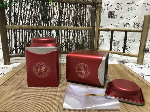 一两铁罐2元一个/一件200个/一件400元，国礼一两小罐，最多装75克，配食品级内袋（本产品为包装） 商品图1
