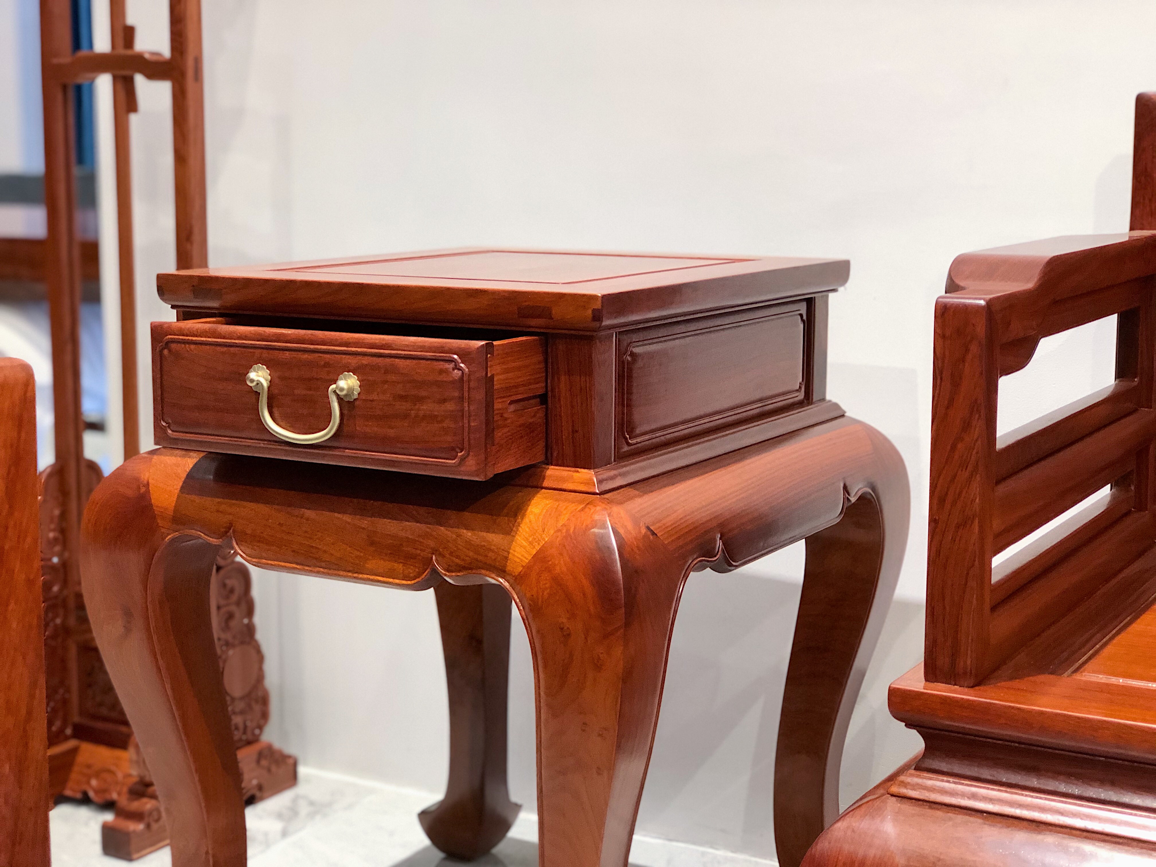 红桥红 家具严选 缅甸花梨(大果紫檀) 【直背带雕花 卷书沙发八件套】