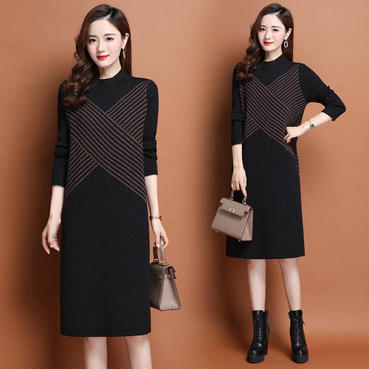 上海旗袍厂PY-60227   秋冬新款大码时尚宽松长袖条纹针织连衣裙中长款过膝打底裙 商品图1