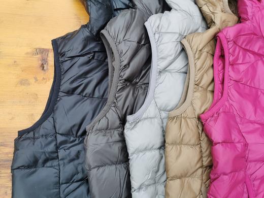 【3折清仓！】优衣库同厂 超轻便羽绒马甲 羽绒服 背心90%鸭绒 连帽 百搭短款 轻薄 不支持退货 商品图2