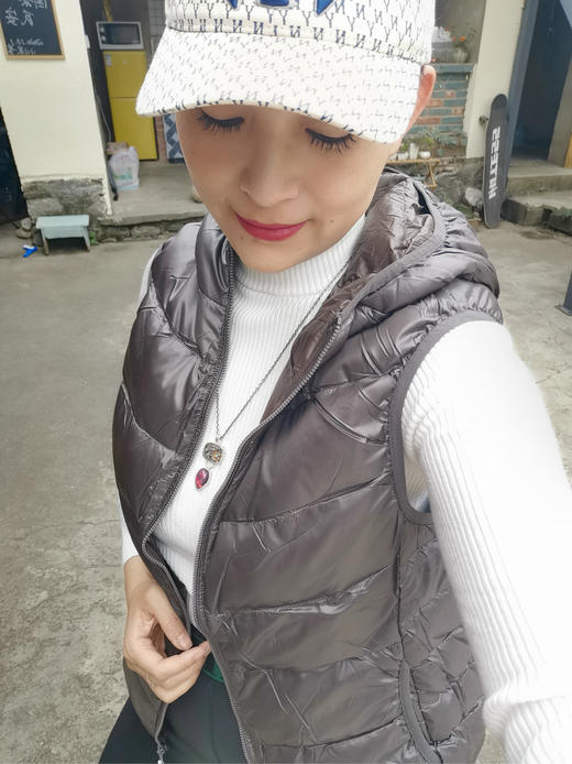 【3折清仓！】优衣库同厂 超轻便羽绒马甲 羽绒服 背心90%鸭绒 连帽 百搭短款 轻薄 不支持退货 商品图1