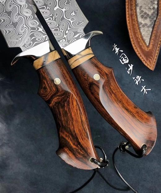 勇者博弈刀大马士革户外战术直刀美国沙漠铁木手柄 商品图2