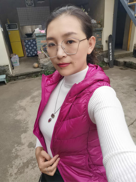 【3折清仓！】优衣库同厂 超轻便羽绒马甲 羽绒服 背心90%鸭绒 连帽 百搭短款 轻薄 不支持退货 商品图6