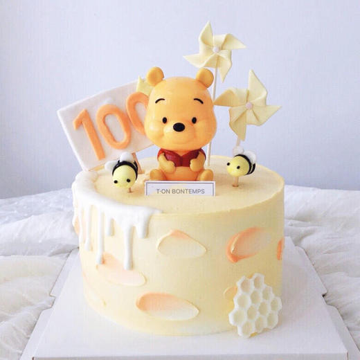 小熊维尼A款【采用新西兰进口安佳淡奶油】 商品图0