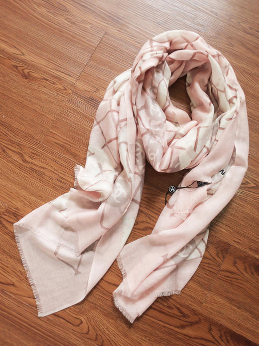 经典之作！山茶花羊绒围巾 110*200cm 商品图10