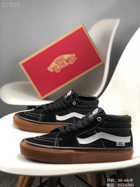 Vans SK8-Mid Black/White 黑生胶色 职业滑板鞋 中帮男女鞋情侣款 釆用环保胶料+帆布+麂皮材质纯手工制作