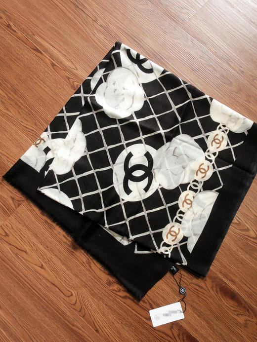 经典之作！山茶花羊绒围巾 110*200cm 商品图11