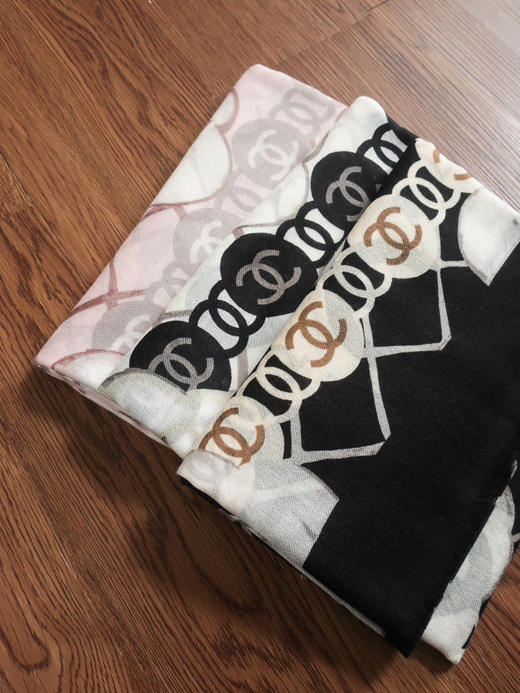 经典之作！山茶花羊绒围巾 110*200cm 商品图2